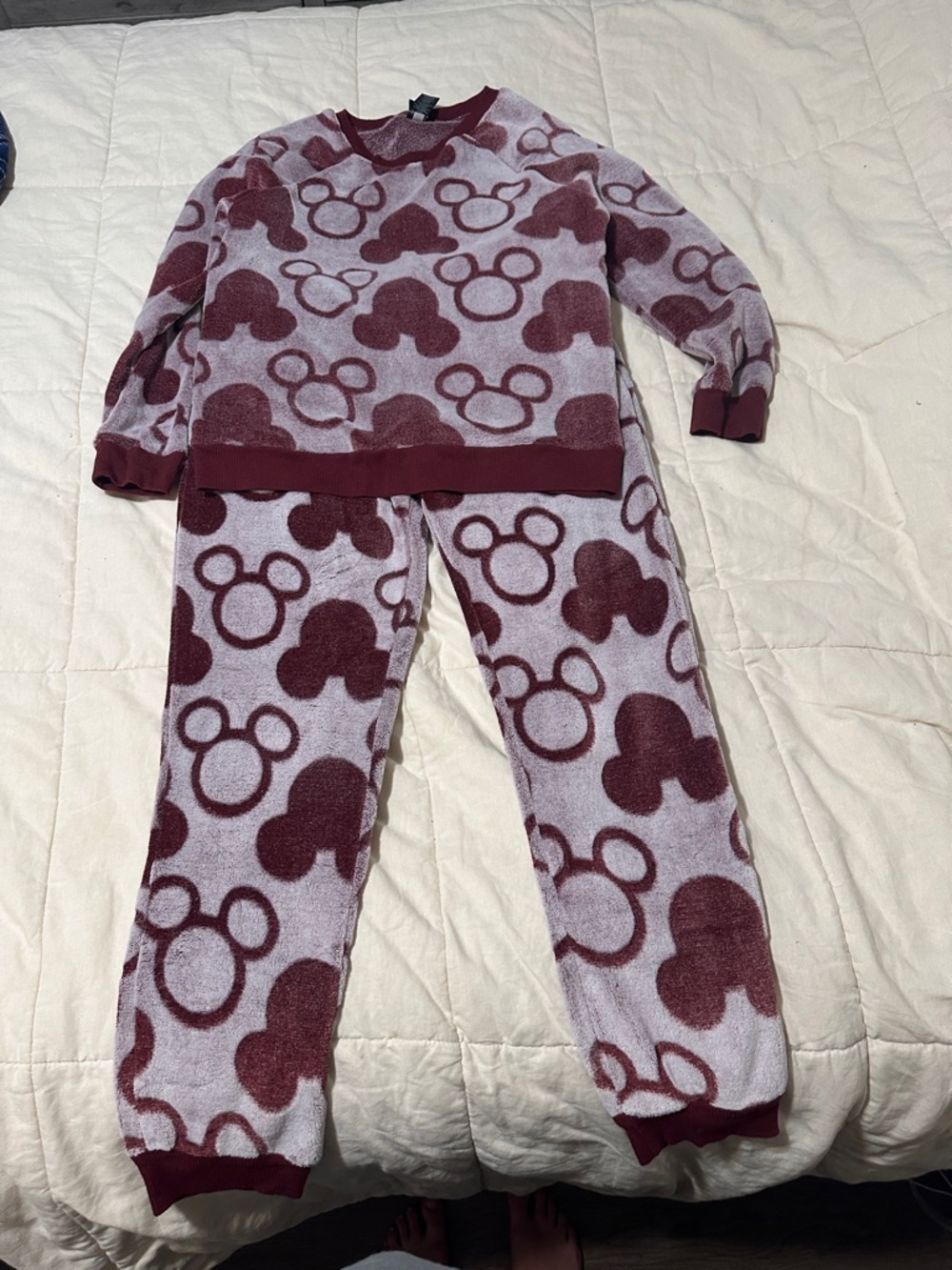 Women’s Disney Pajama Set- Brand New!